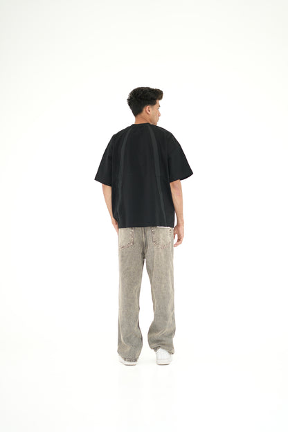 Black Oversized T-Shirt – Relaxed & Stylish