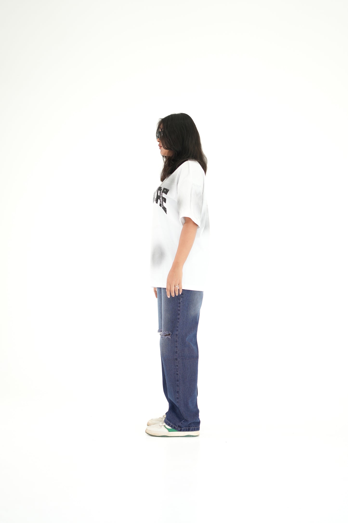 Bravoure Unisex Oversized Tee – White