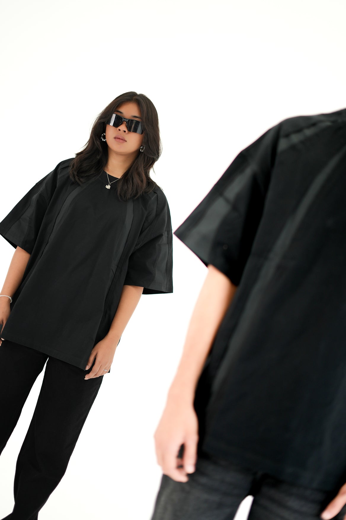 Black Oversized T-Shirt – Relaxed & Stylish
